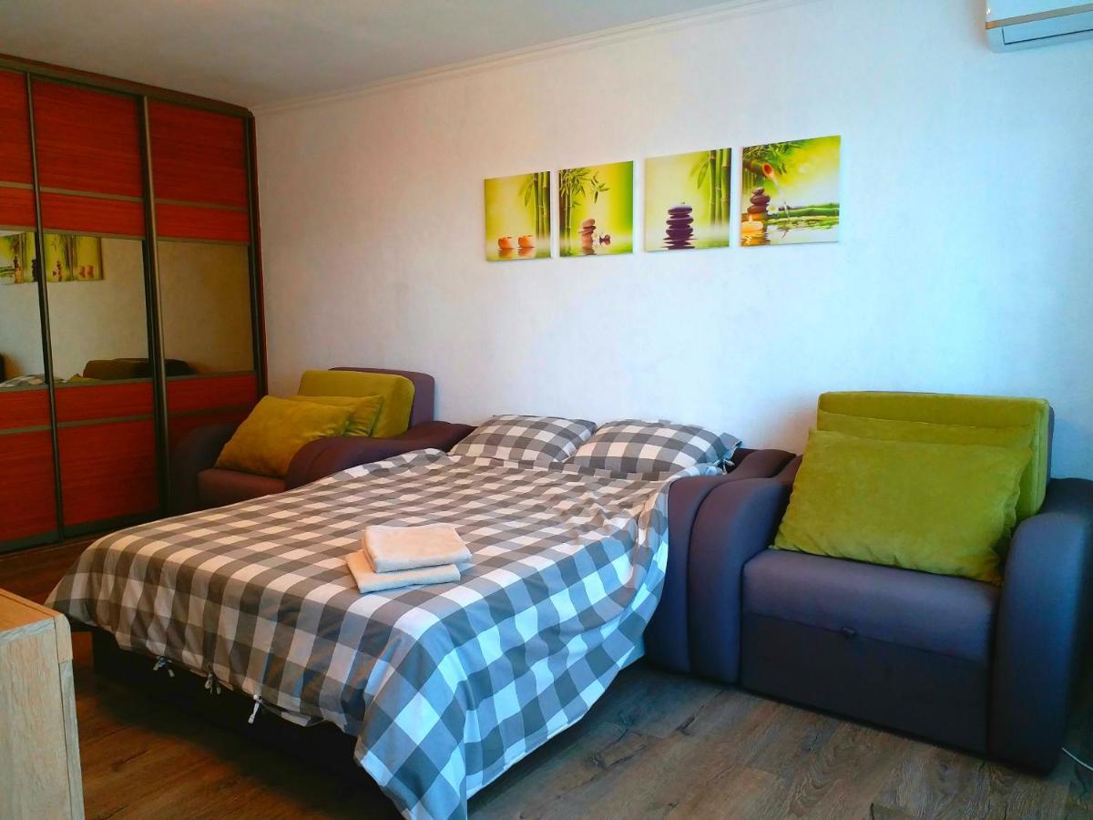 Kozzy Apartment In Kiev City Center Lu7 Dış mekan fotoğraf